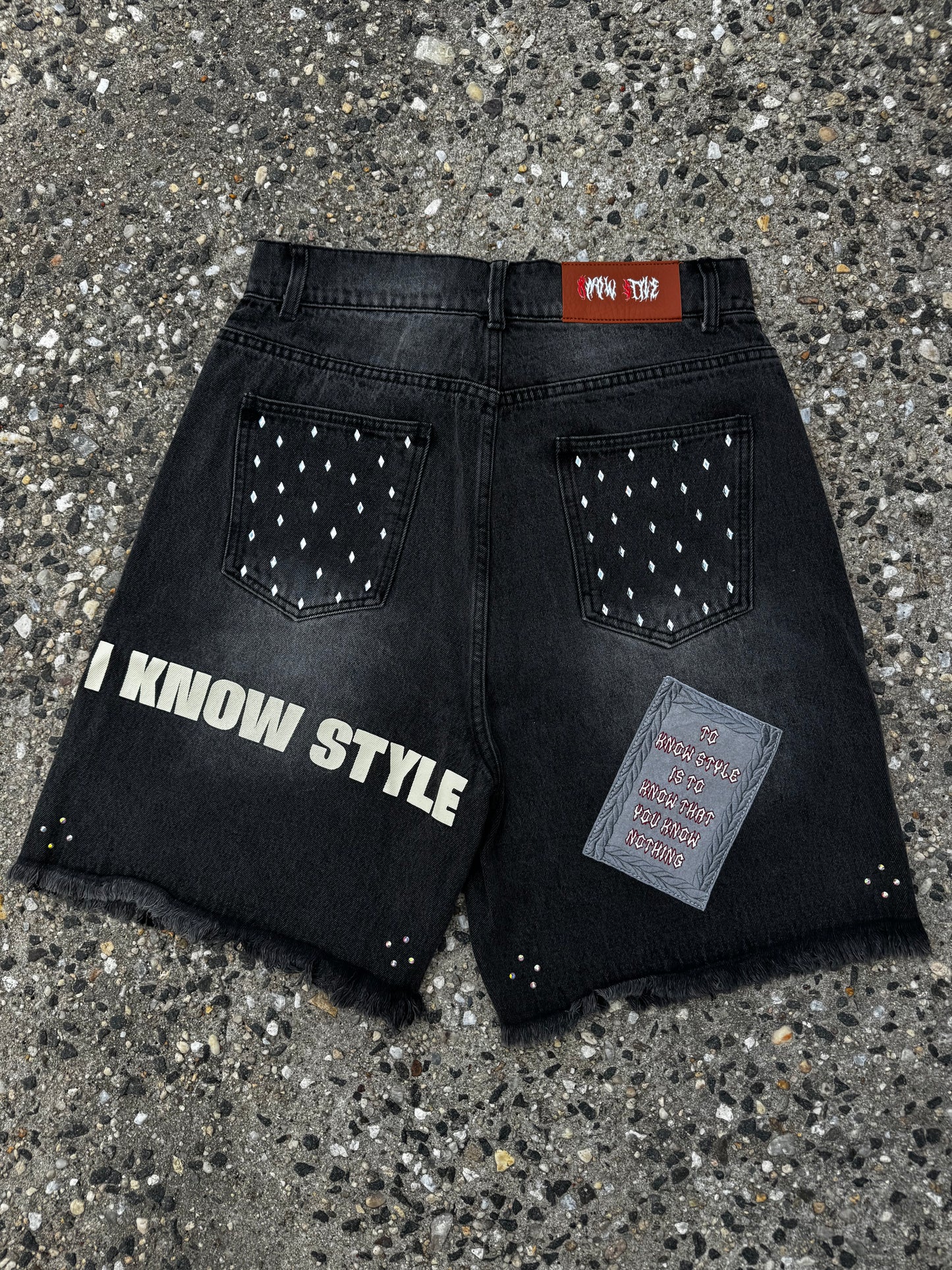 Distressed rhinestone Jorts